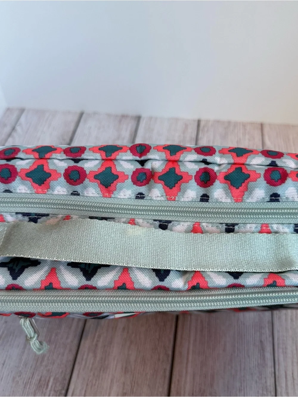 VERA BRADLEY Geometric Travel Cosmetic Organizer Bag